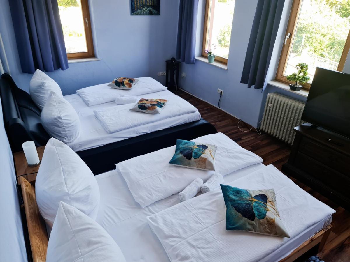 Hotel Bischoff Winnweiler Eksteriør billede