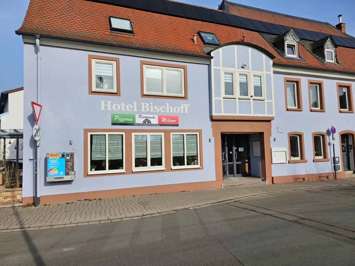 Hotel Bischoff Winnweiler Eksteriør billede